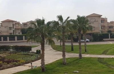 4-bedroom Villa 450 m² for sale in Royal City, El Sheikh Zayed, Egypt