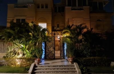 Villa 1050 m² (7-bedroom) for sale in Grand Residence, New Cairo, Egypt