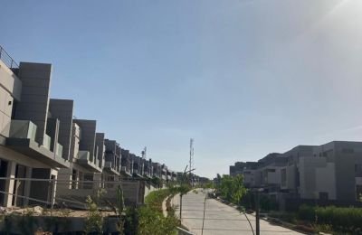 For sale: 3-bedroom Townhouse 194 m² in El Patio Zahraa, 6th of October City, Egypt