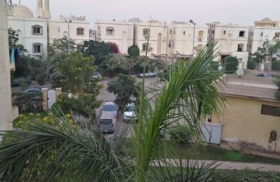 Apartment 140 m² (2-bedroom) for sale in Hadayek el Mohandesin, El Sheikh Zayed, Egypt