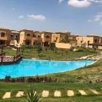 For sale: 5-bedroom Townhouse 250 m² in Royal Meadows Sheikh Zayed, El Sheikh Zayed, Egypt