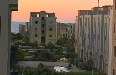 Chalet 100 m² (2-bedroom) for sale in Emirates Heights, Ras El Hekma, Egypt