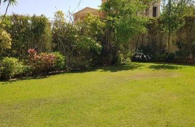 Villa 580 m² (4-bedroom) for sale in Royal City, El Sheikh Zayed, Egypt