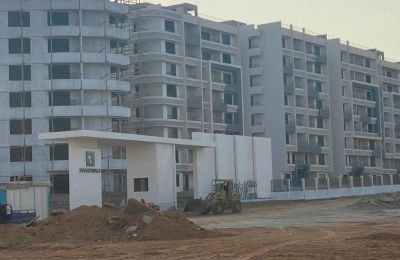 For sale: 3-bedroom Apartment 175 m² in Boardwalk, New Capital City, Egypt