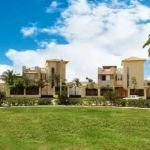 Villa 685 m² (8-bedroom) for sale in Royal City, El Sheikh Zayed, Egypt
