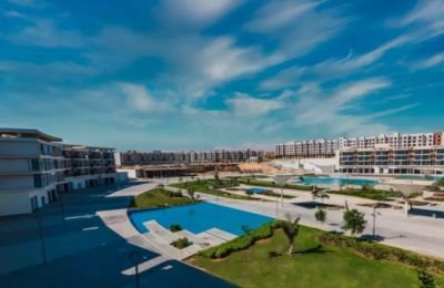 Retail 59 m² for sale in Nyoum October, Northern Expansion, Egypt