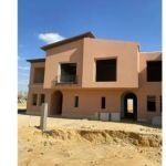 3-bedroom Townhouse 226 m² for sale in Village West, El Sheikh Zayed, Egypt