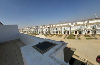 Townhouse 210 m² (3-bedroom) for sale in Mountain View ICity New Cairo, New Cairo, Egypt